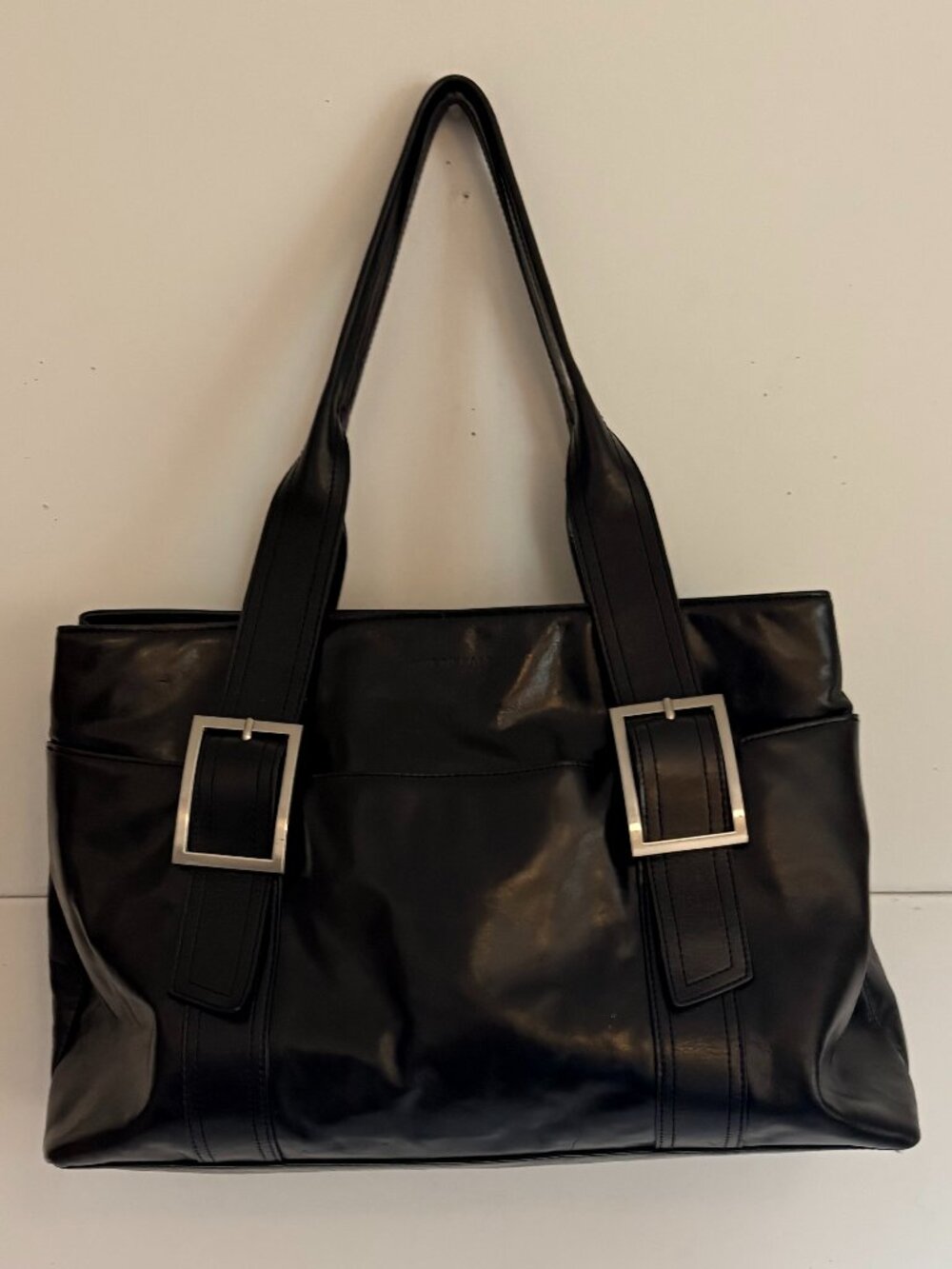 Kenneth Cole Vintage Classic Big Buckle Roomy Large Leather Shoulder Bag